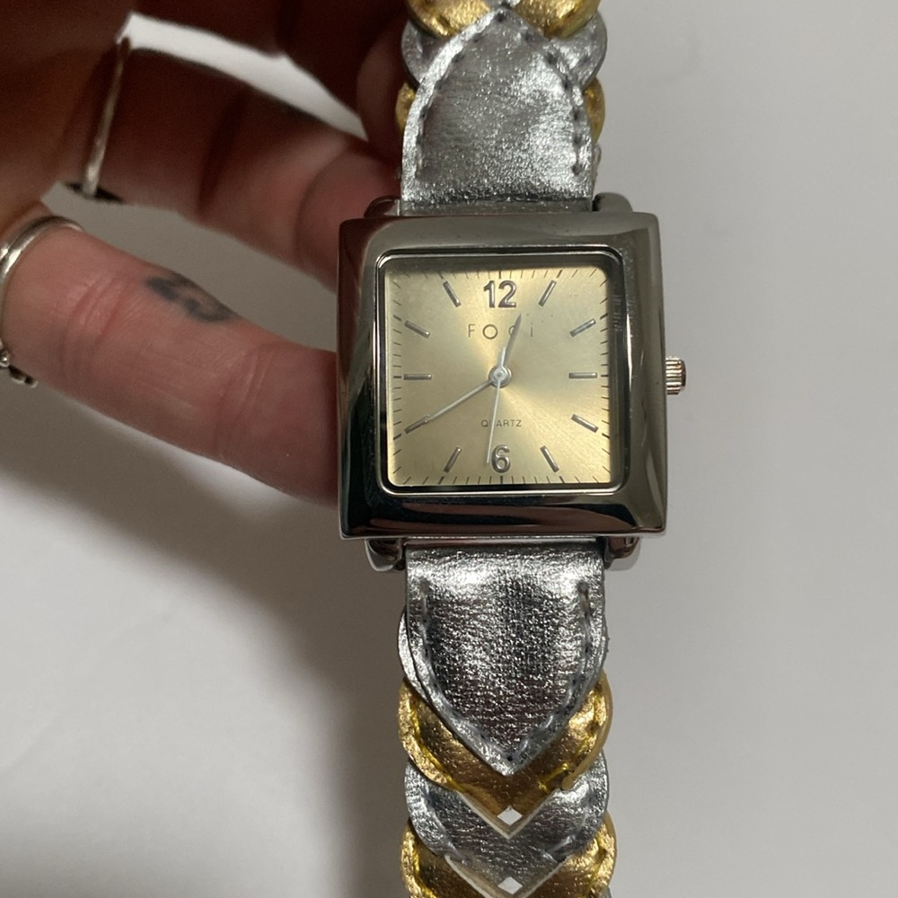 Foci | Metallic Silver and Gold Watch